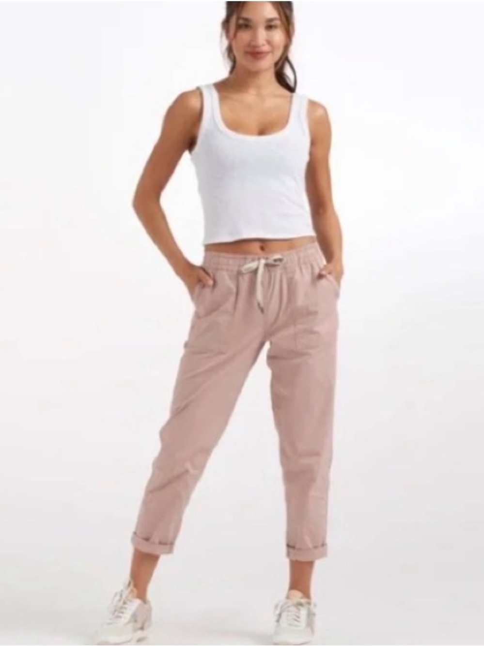 Vuori Cropped Ankle Pants in Blush Pink